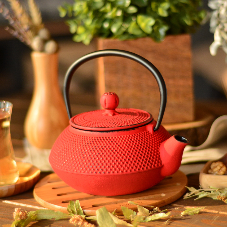 Linden - Sümbül Döküm Demlik 750 ml Kırmızı